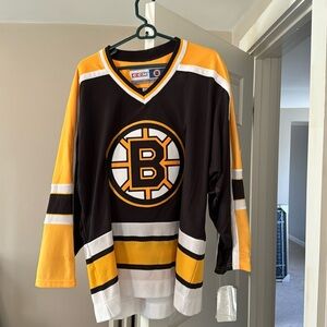 Boston Bruins jersey